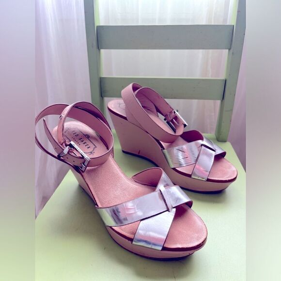 TED BAKER wedge heels; leather & silver; Size 38 - Picture 1 of 12